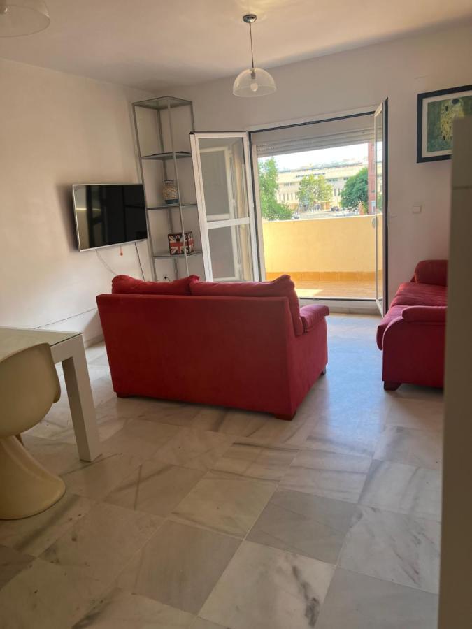 Piso De 3 Dormitorios Con Garaje 赫雷斯 外观 照片