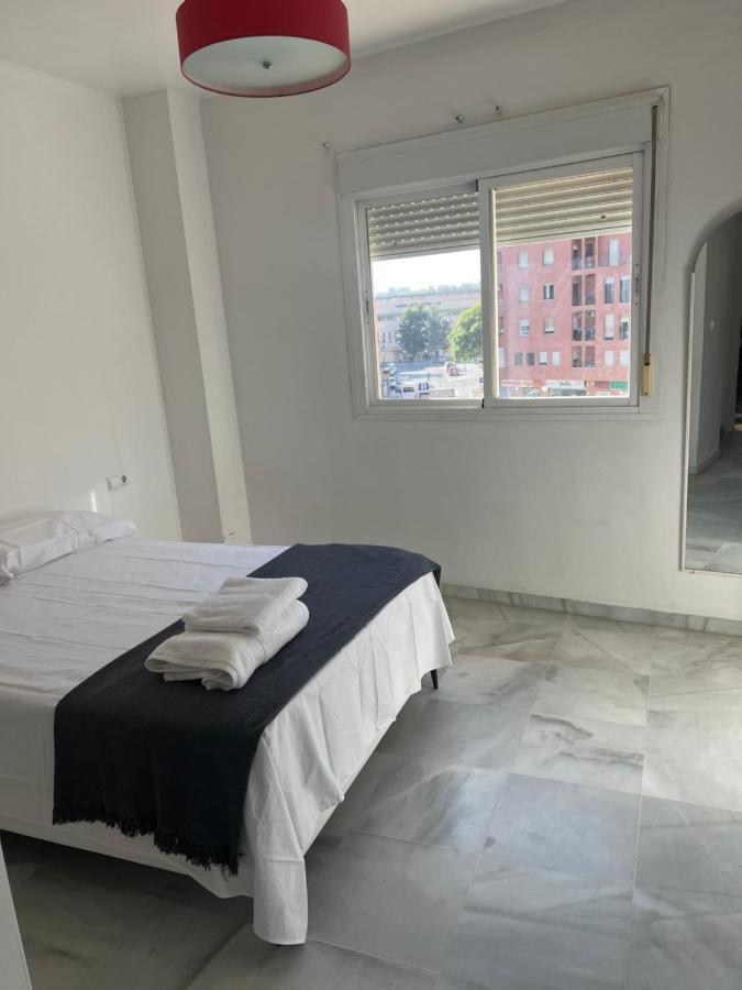 Piso De 3 Dormitorios Con Garaje 赫雷斯 外观 照片