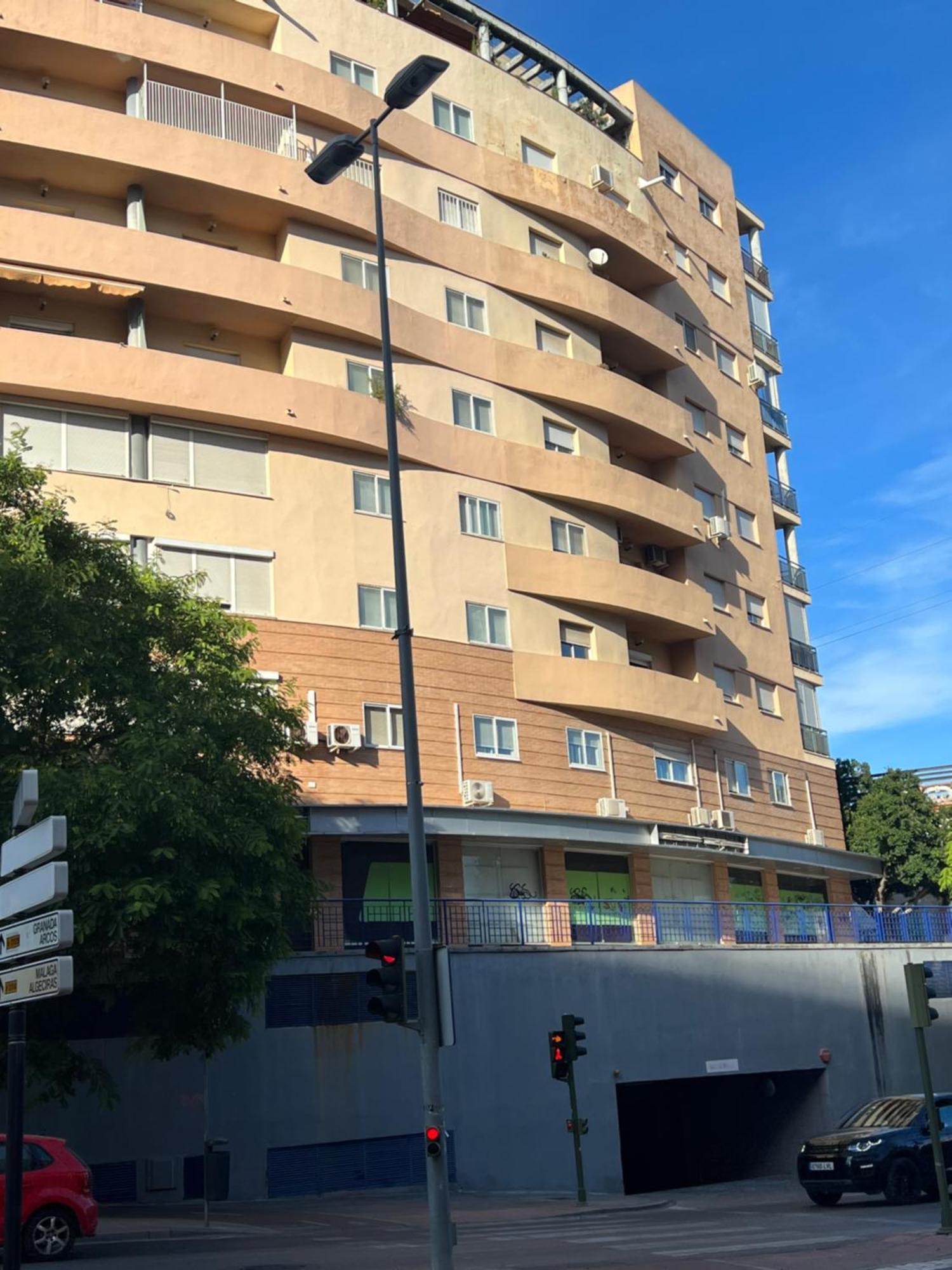 Piso De 3 Dormitorios Con Garaje 赫雷斯 外观 照片